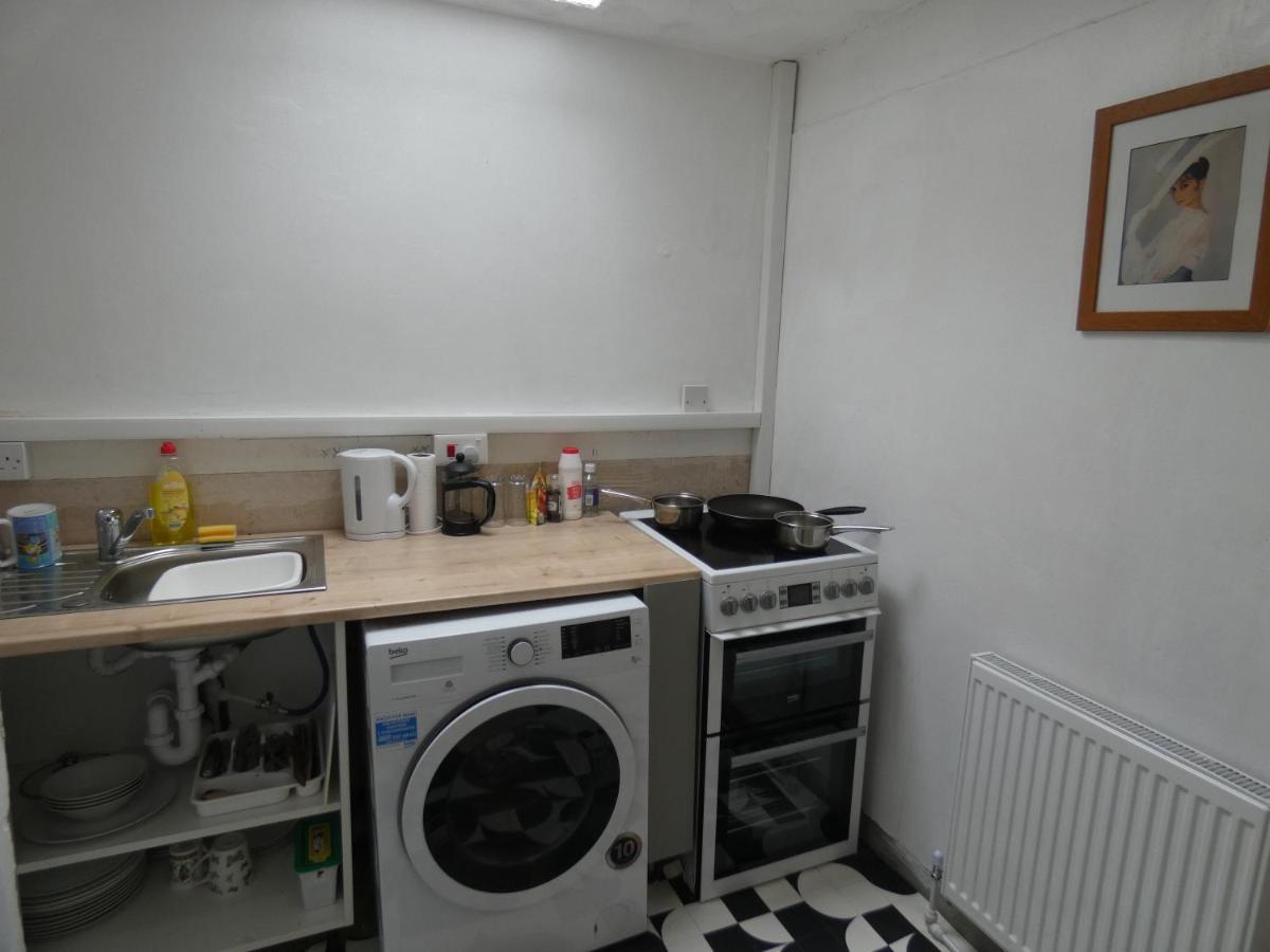 Bridge Street En Suite Rooms Merthyr Tydfil Exterior foto